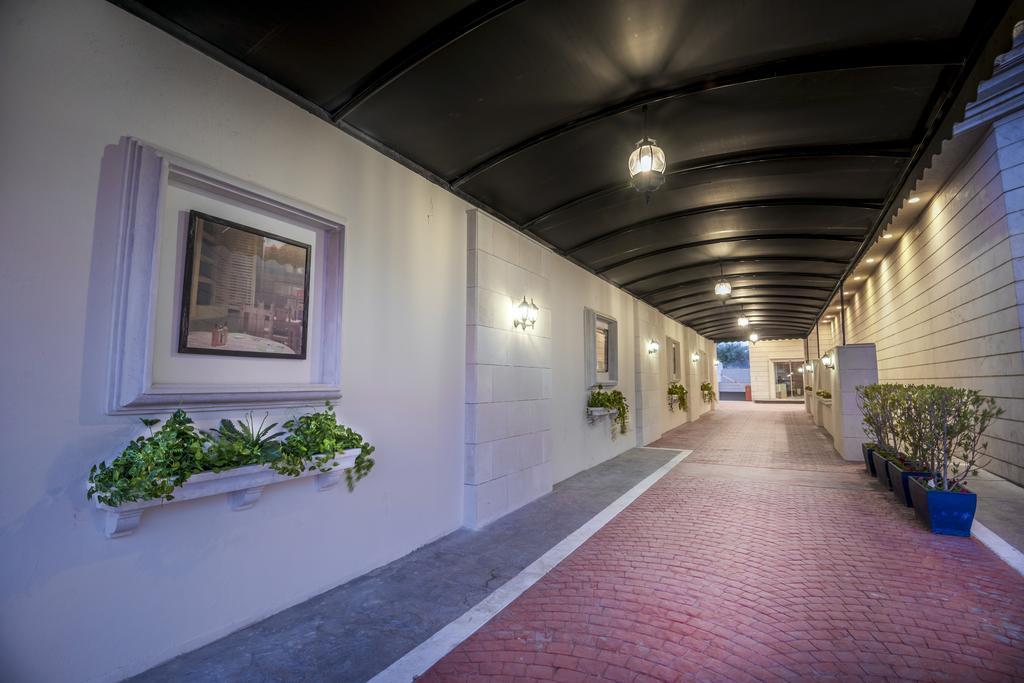 Mira Trio Hotel - Riyadh - Tahlia Street Экстерьер фото
